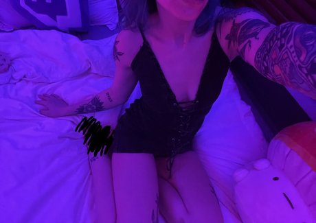 SuspiciousRavioli nude thumbnail
