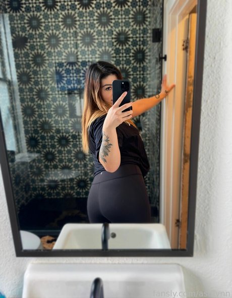 pregnant princess onlyfans nude pic