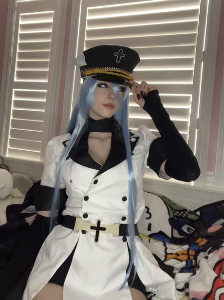 outdoor shower onlyfans exclusive image