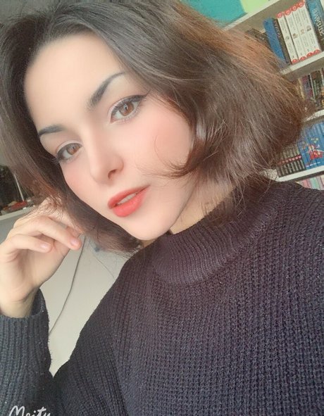 Annju Chan model art img