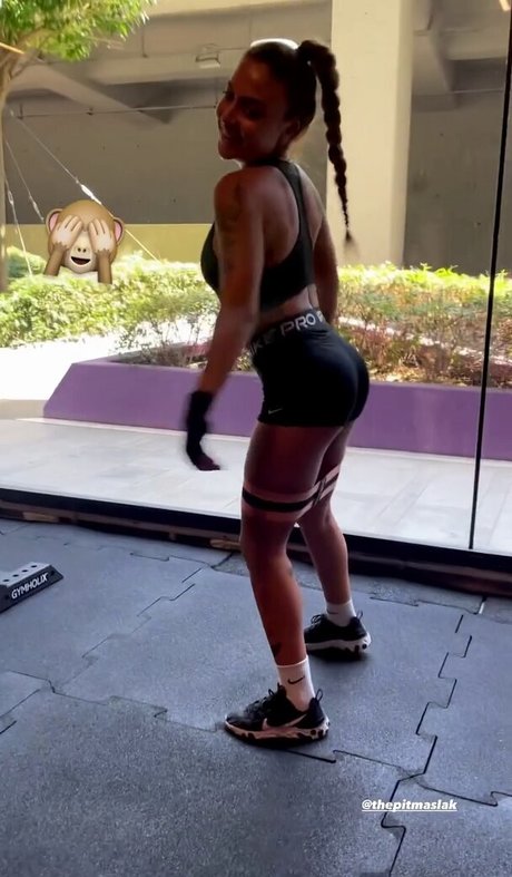 neskaranow pornstar erotic pictures