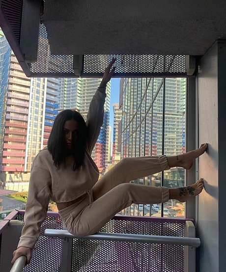 neskaranow model art pic