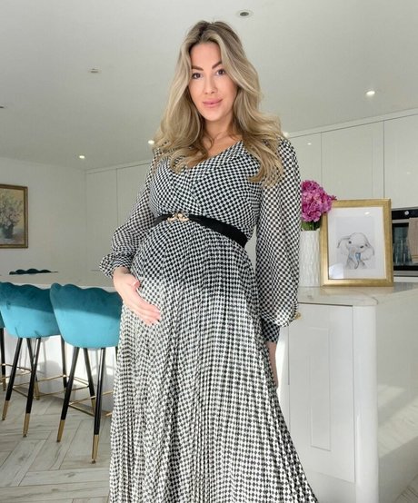 Emily Rose Ross sex actress image