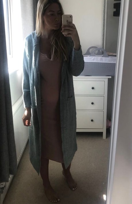 Emily Rose Ross model porn img