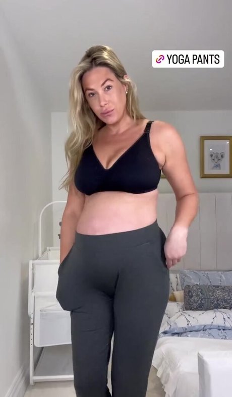 Emily Rose Ross star sexy photos
