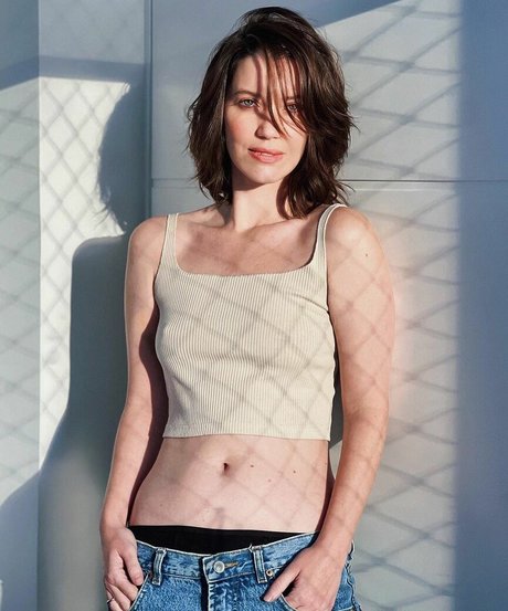 Nathalia Dill top star gallery