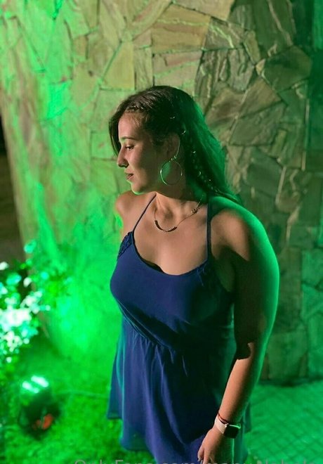 manuelahola exclusive actress img