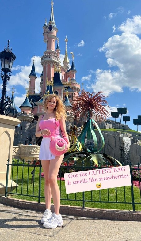 curvy lingerie onlyfans porno picture