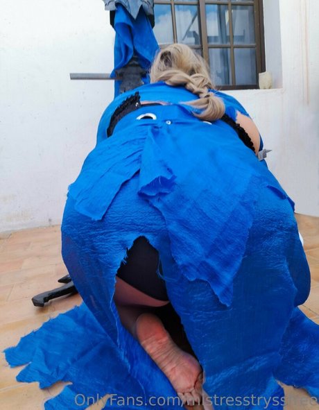 mistresstryss model pornographic photos