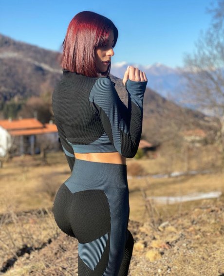 Carolina Dallari star adult picture