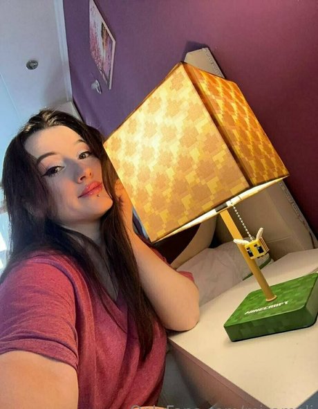 mi ameli pretty model archive