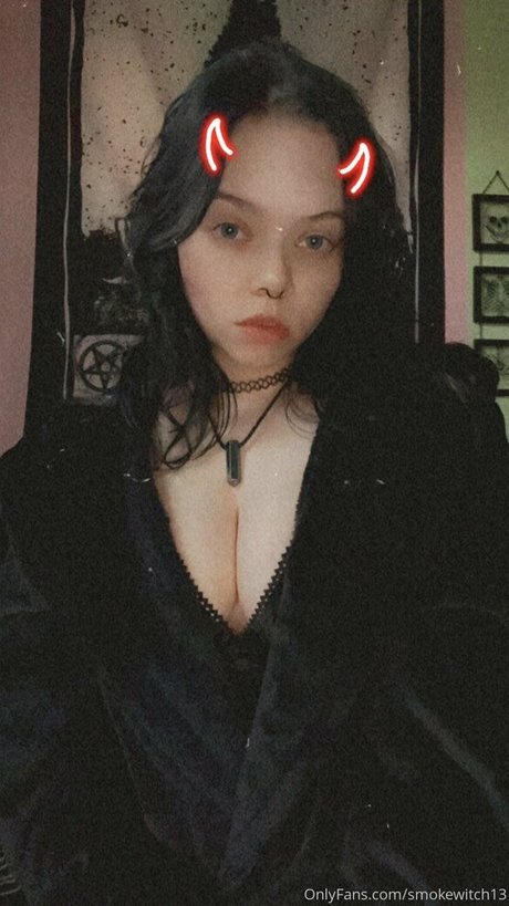 smokewitch13 nude pornstar photos