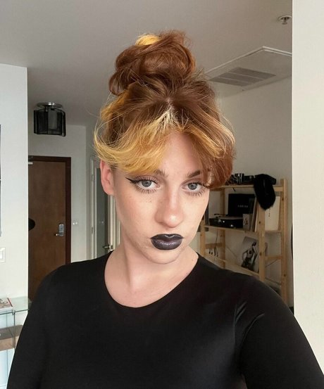 teen topless onlyfans adult images