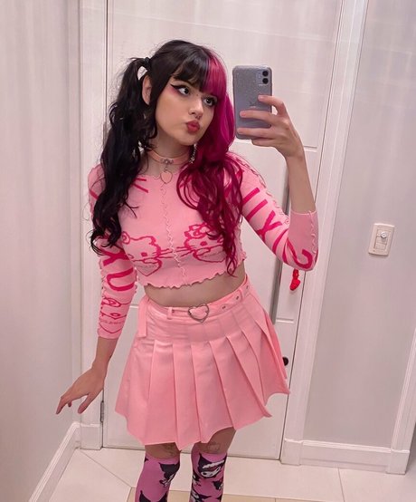 Lovecherrybella pornstar sexy img