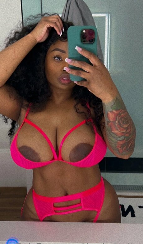 the jada fire star nude picture