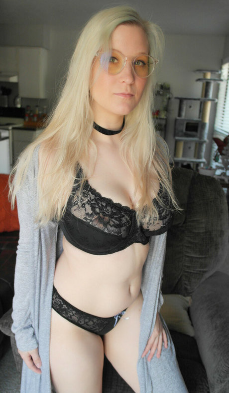 sarahshaye nude thumbnail