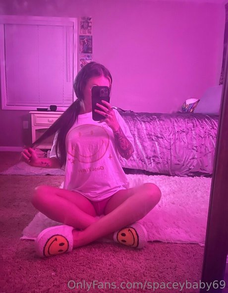 spaceybaby69 pornstar high quality pic