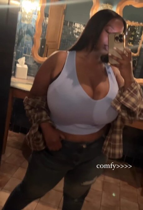 Marta Ethio nude star pic