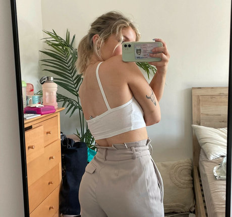 Sweetlikecinnam n pornstar adult photos