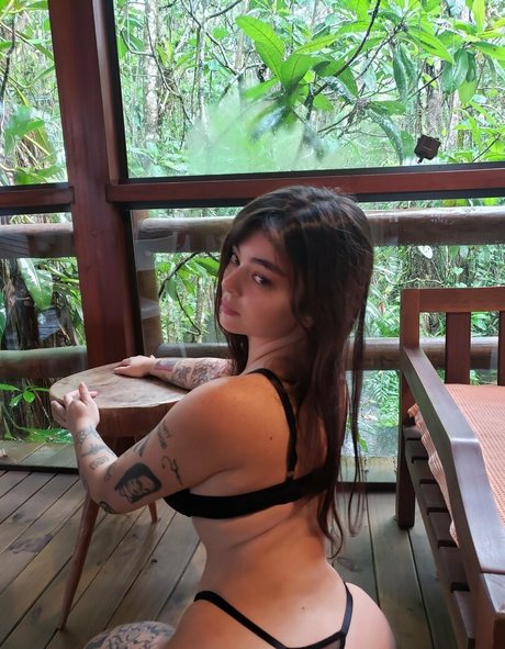 smoljessi naked pornstar pics