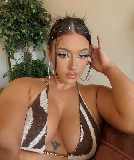 Brynnemarie model top photos