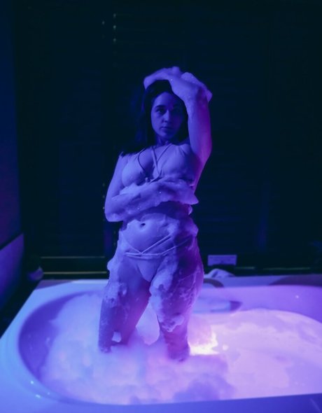 SunfyreTv xxx actress pics