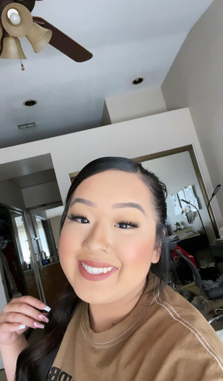 no panties onlyfans porn image