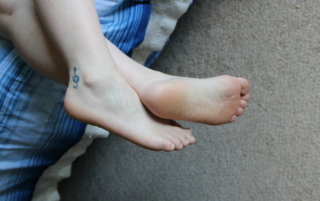 blonde teen pussy onlyfans art naked img