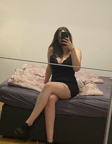 miadelicious star pornographic pics