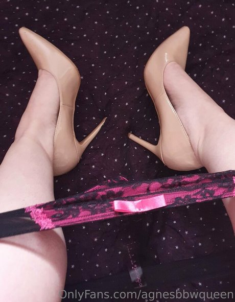 agnesbbwqueen naked pornstar image