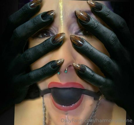 brunette milf onlyfans porn images