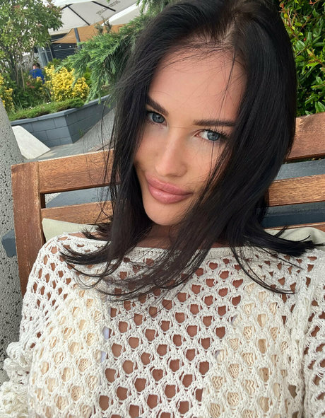 emma elisson star hot pics