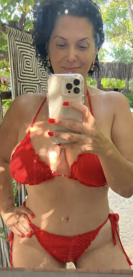 Ileuza Elias model best image