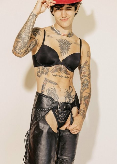 pretty ebony onlyfans free photo