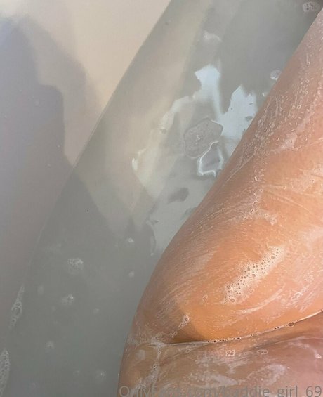 naughtybabygirl2 pornstar free picture