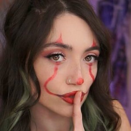 Skyytea pornstar naked pictures