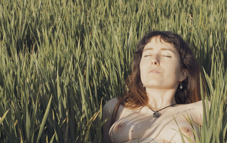 alice inwonderland96 erotic model img