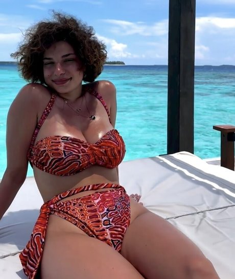 blonde midget onlyfans nudes pic