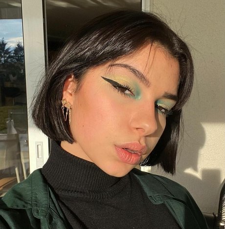 mother daughter onlyfans beautiful nude pictures