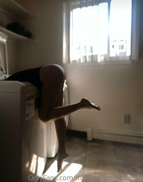 maywehavesomefun hot actress galleries