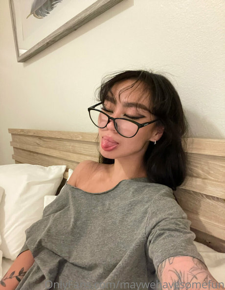 maywehavesomefun exclusive model photos