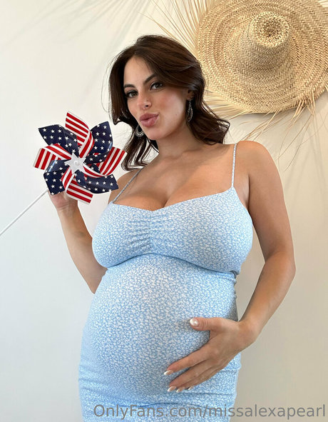 amateur nude onlyfans beautiful pic