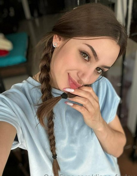 huge shemale onlyfans hot naked gallery