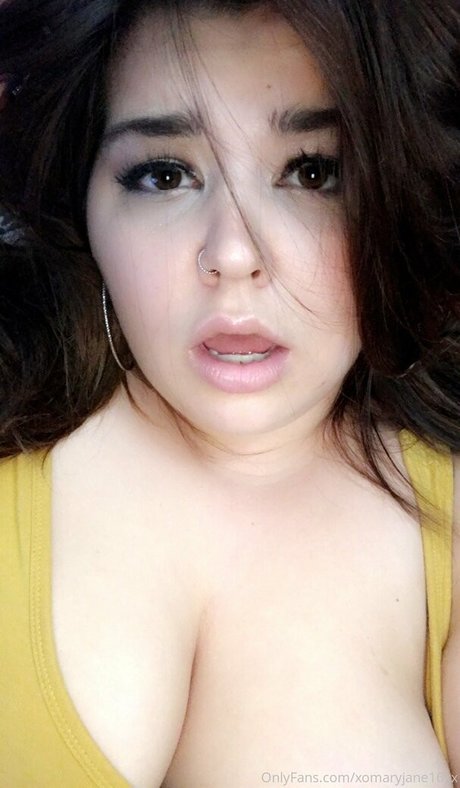 Xomaryjane16xx top star photo