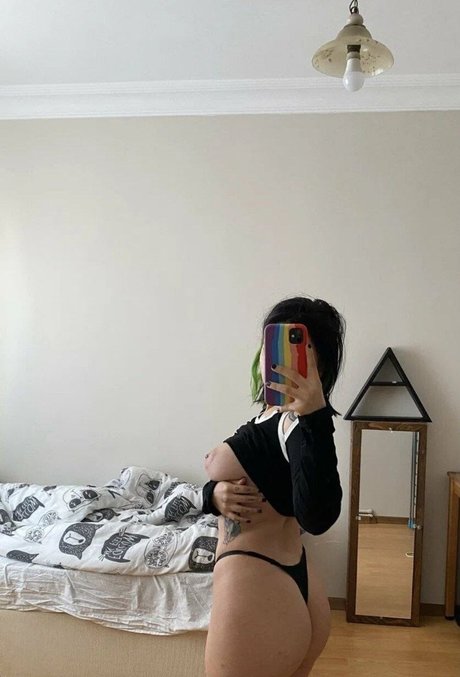 ruhsuzkahpe31 pretty pornstar archive