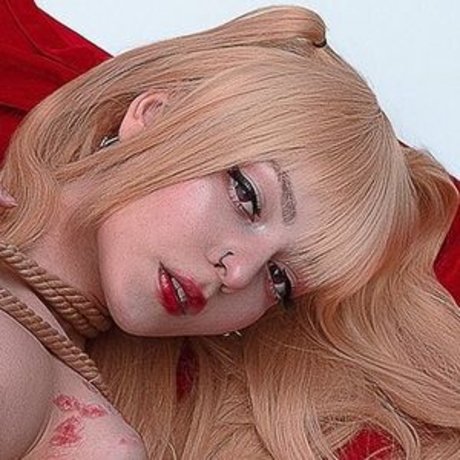 itsadeathwish pornstar nudes pic