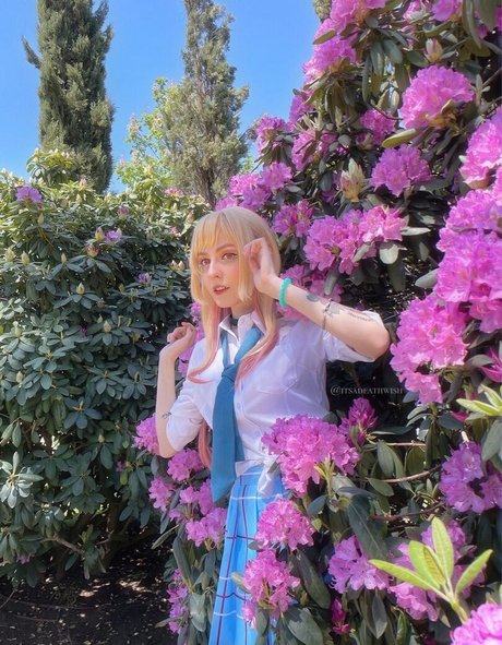 itsadeathwish art actress image