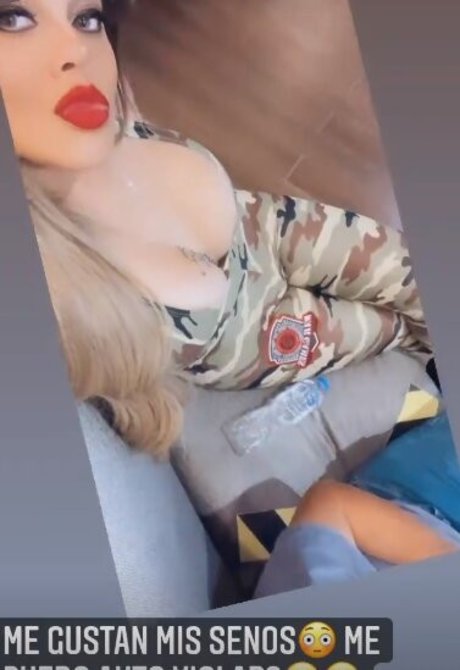 mature wife onlyfans nudes picture