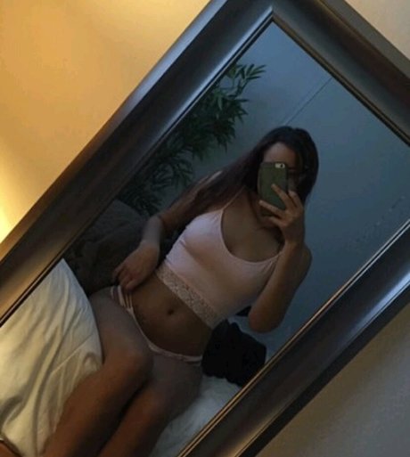 fat onlyfans pornographic pic