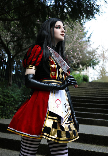 Aelarose model adult pic